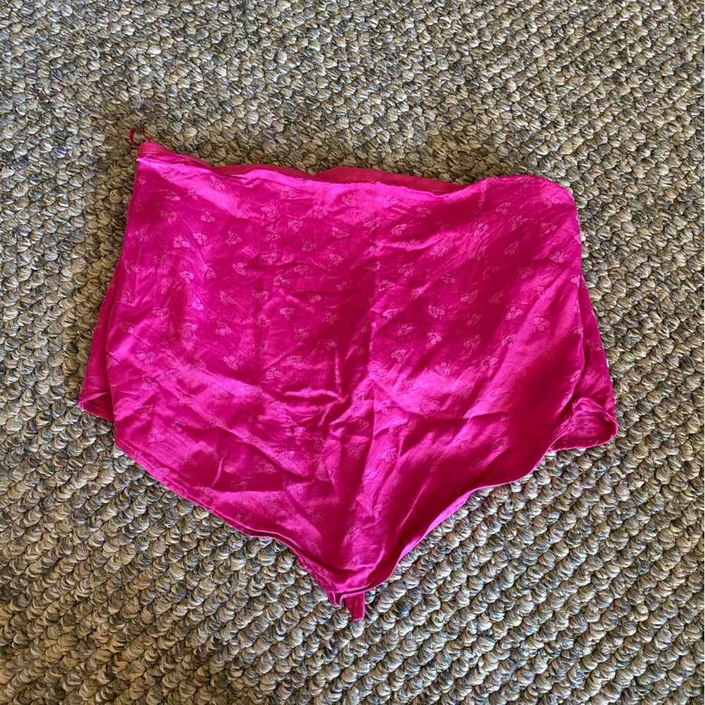 Women’s pink strapless tie top from Zara
